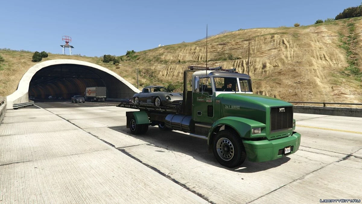 Работающий погрузчик Flatbed  / GTA 5