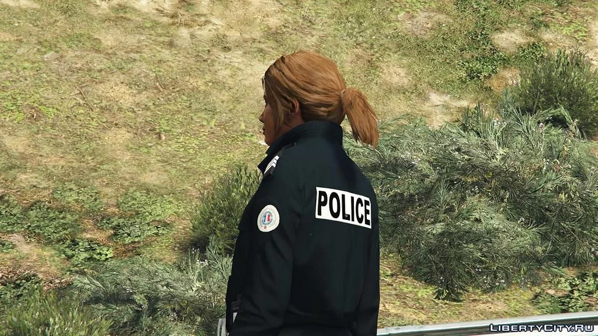 Новая полицейская форма для женских NPC / GTA 5