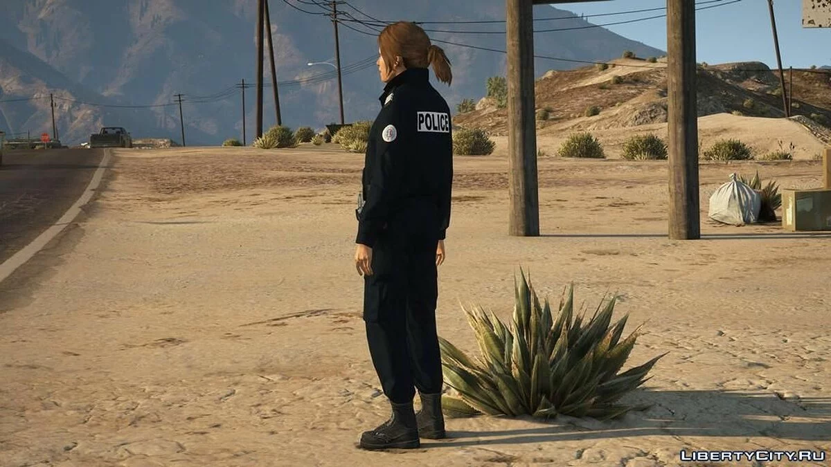 Новая полицейская форма для женских NPC / GTA 5