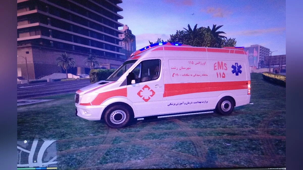 Mercedes-Benz - Rasht Ambulance 1.0 / GTA 5