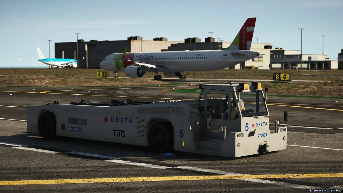  Aircraft Tug (can pull planes) [Add-On] 1.0 / GTA 5