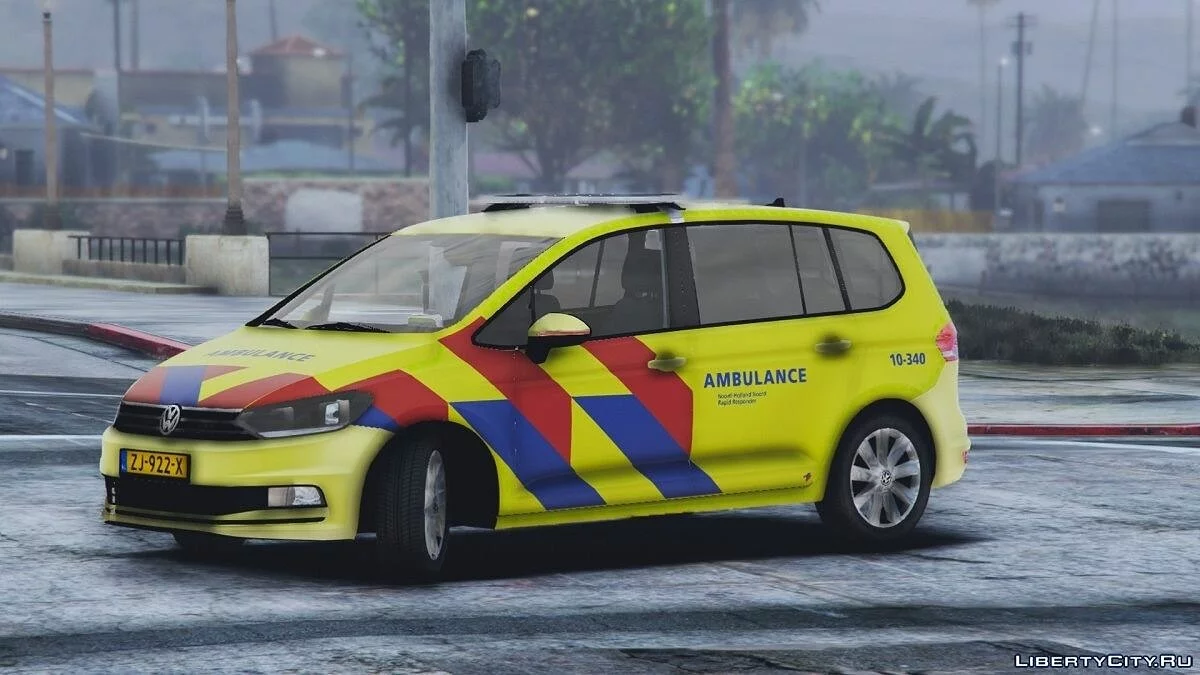 Volkswagen Touran 2016 Rapid Responder / Dutch Ambulance [ELS / REPLACE] 1.0 / GTA 5
