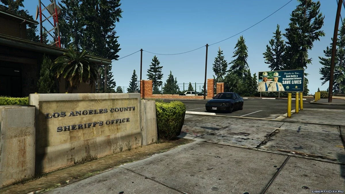 Real Police Stations 1.6 / GTA 5