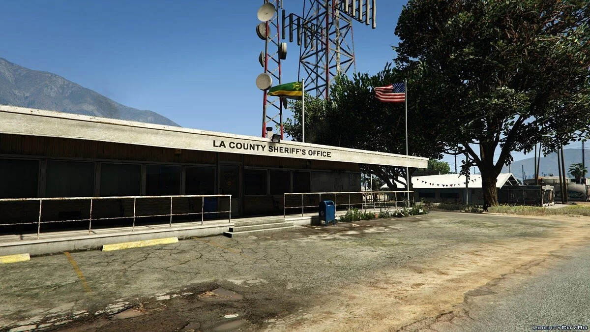 Real Police Stations 1.6 / GTA 5