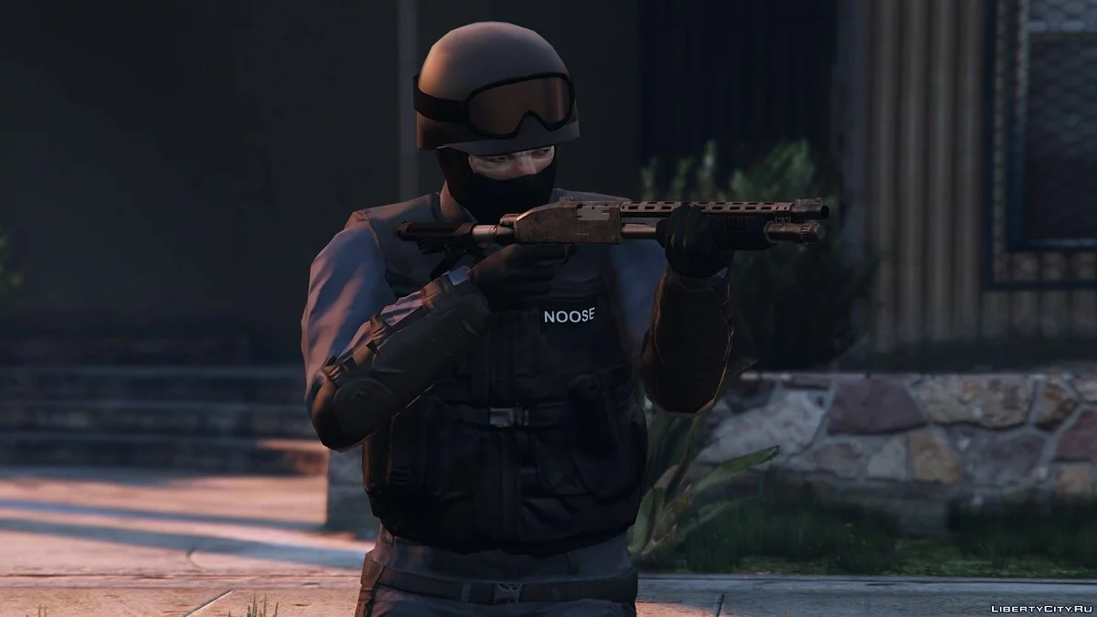 Надпись NOOSE на полицейских бронежилетах / GTA 5