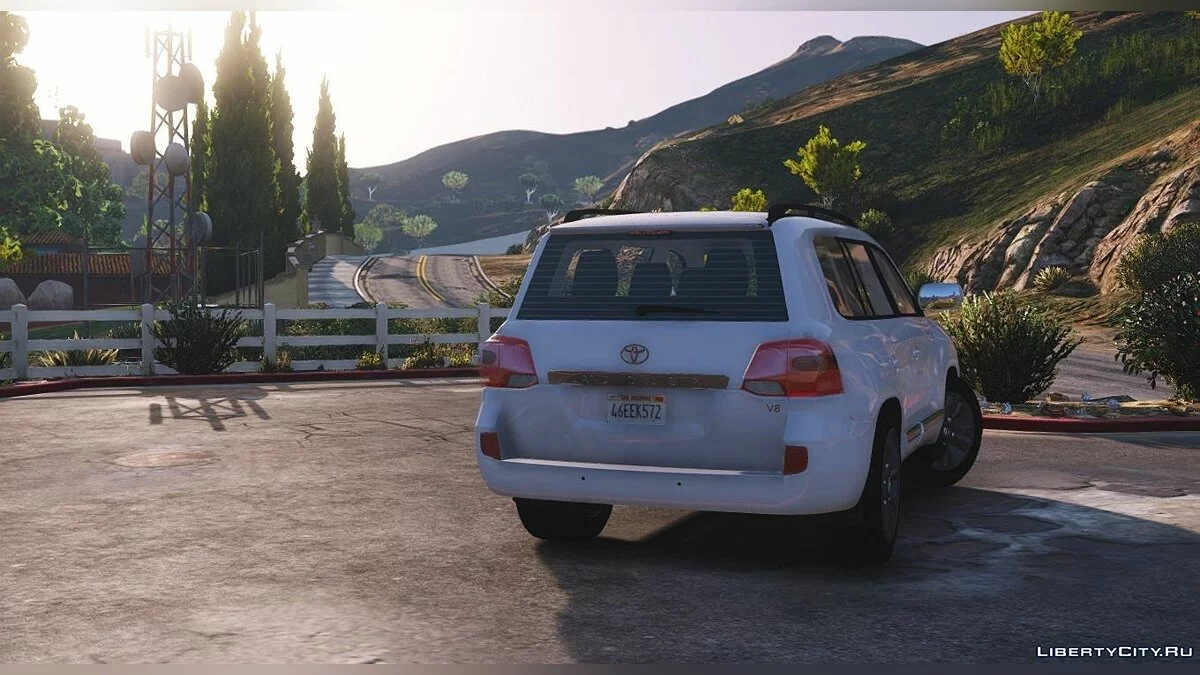 2013 Toyota Land Cruiser 200 1.0 / GTA 5