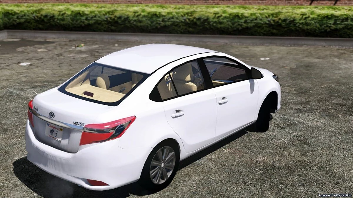 2015 Toyota Yaris 1.0 / GTA 5