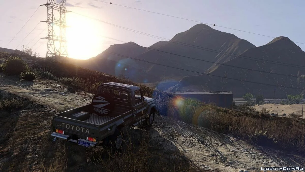 2016 Toyota Land Cruiser Pickup / GTA 5