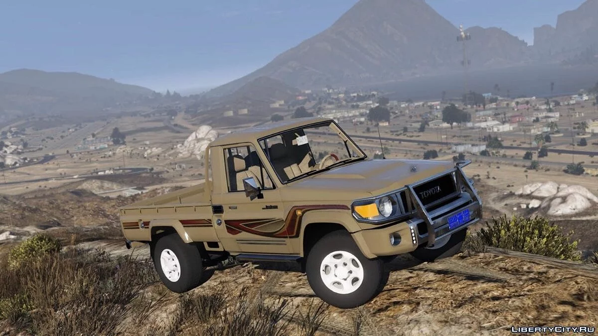 2016 Toyota Land Cruiser Pickup / GTA 5