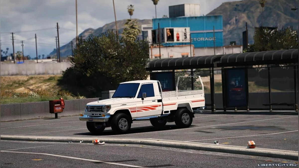 Toyota Land Cruiser 2006 [ Add-on | Replace] / GTA 5