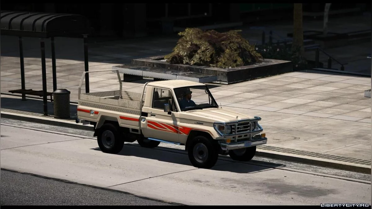 Toyota Land Cruiser 2006 [ Add-on | Replace] / GTA 5