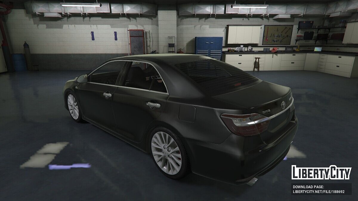 Скачать Toyota Camry 55 для GTA 5