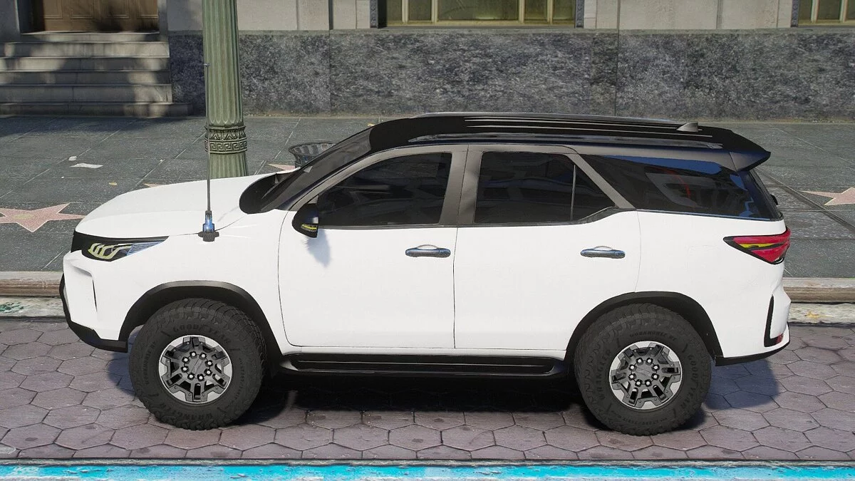 2023 Custom Toyota Fortuner Legender / GTA 5