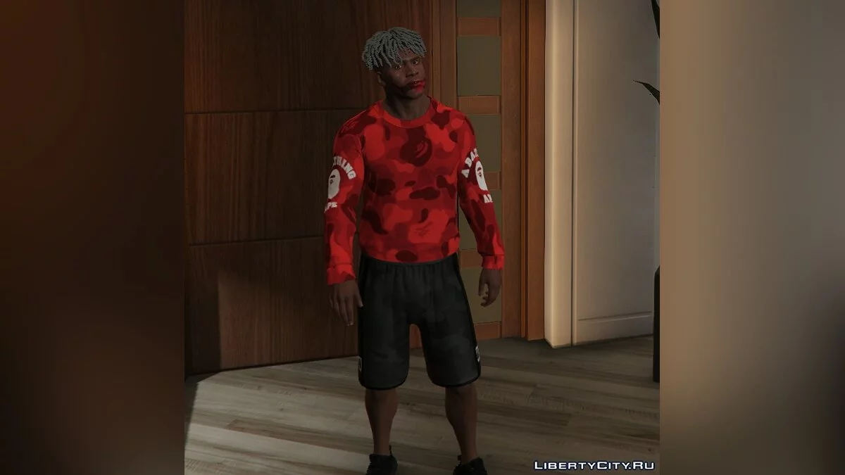 Брендовые шорты