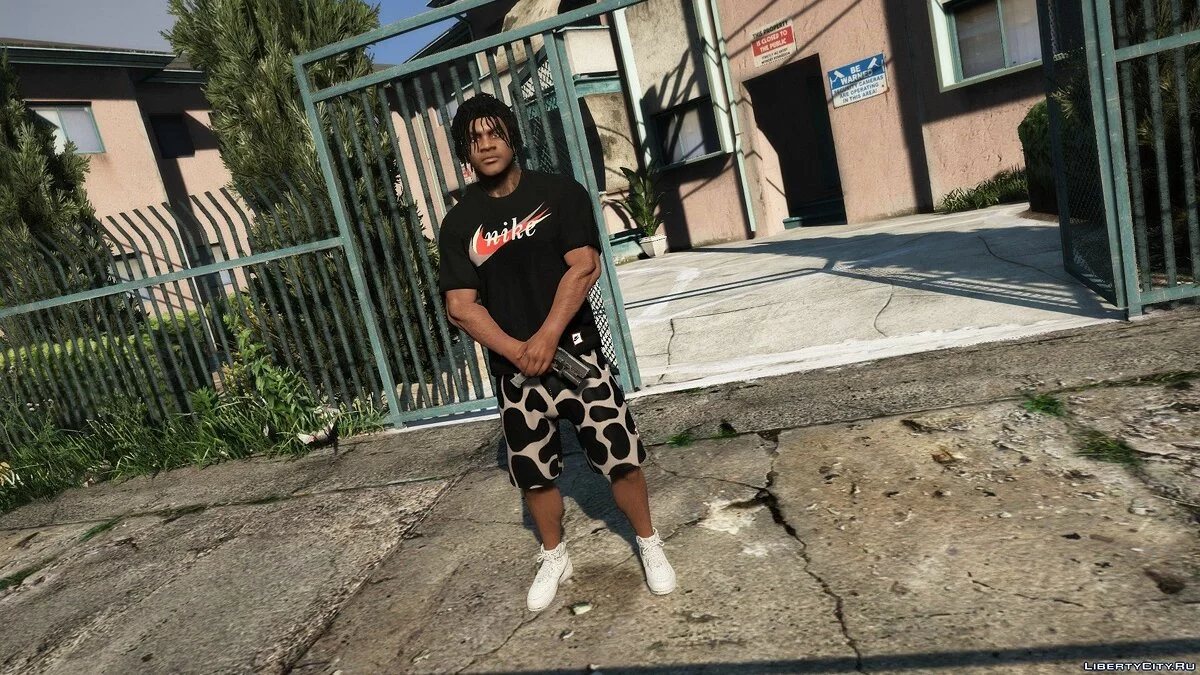 Шорты Nike Retro Future Orange и Neon Green / GTA 5