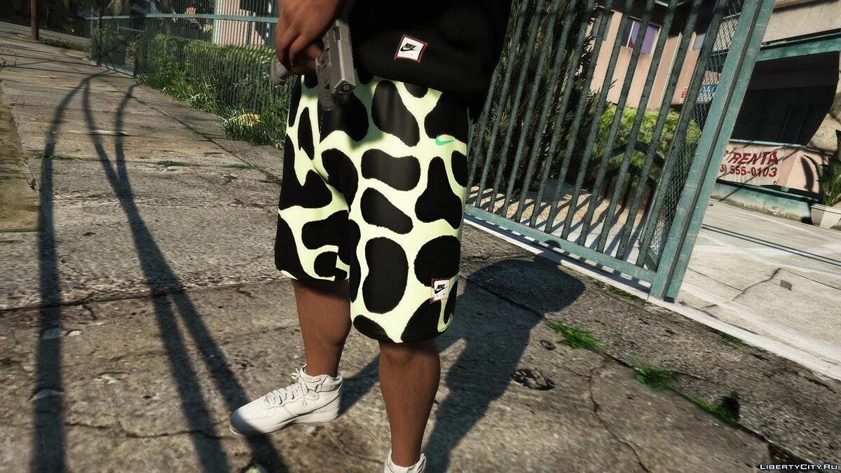 Шорты Nike Retro Future Orange и Neon Green / GTA 5