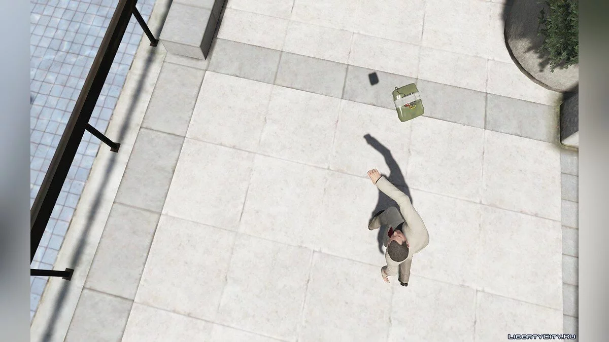 Бомба липучка из GTA 4 / GTA 5