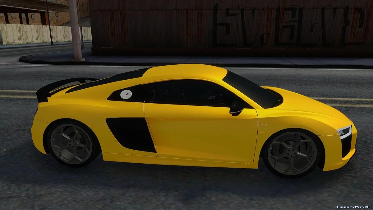 Audi R8