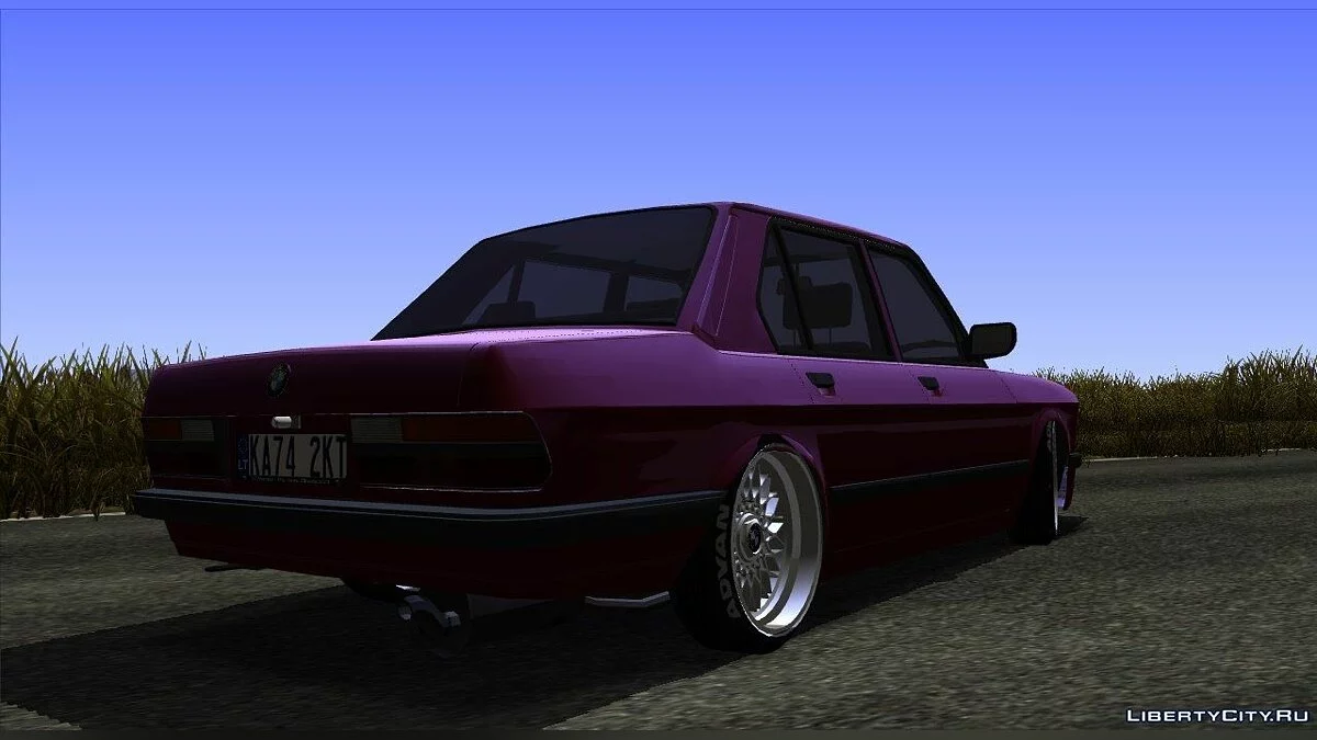 BMW E28 525e / GTA San Andreas