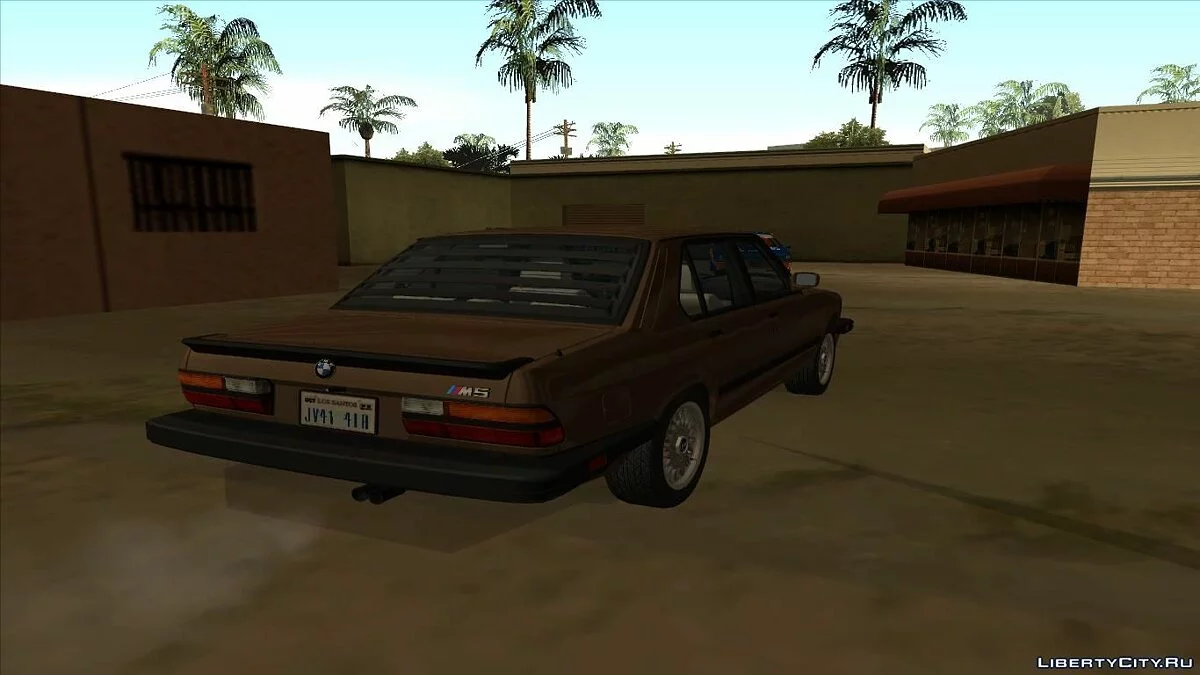 1985 BMW M5 (e28) NA-spec / GTA San Andreas