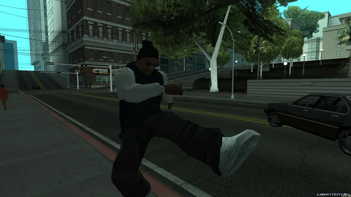 Синяя толстовка с белыми рукавами / GTA San Andreas
