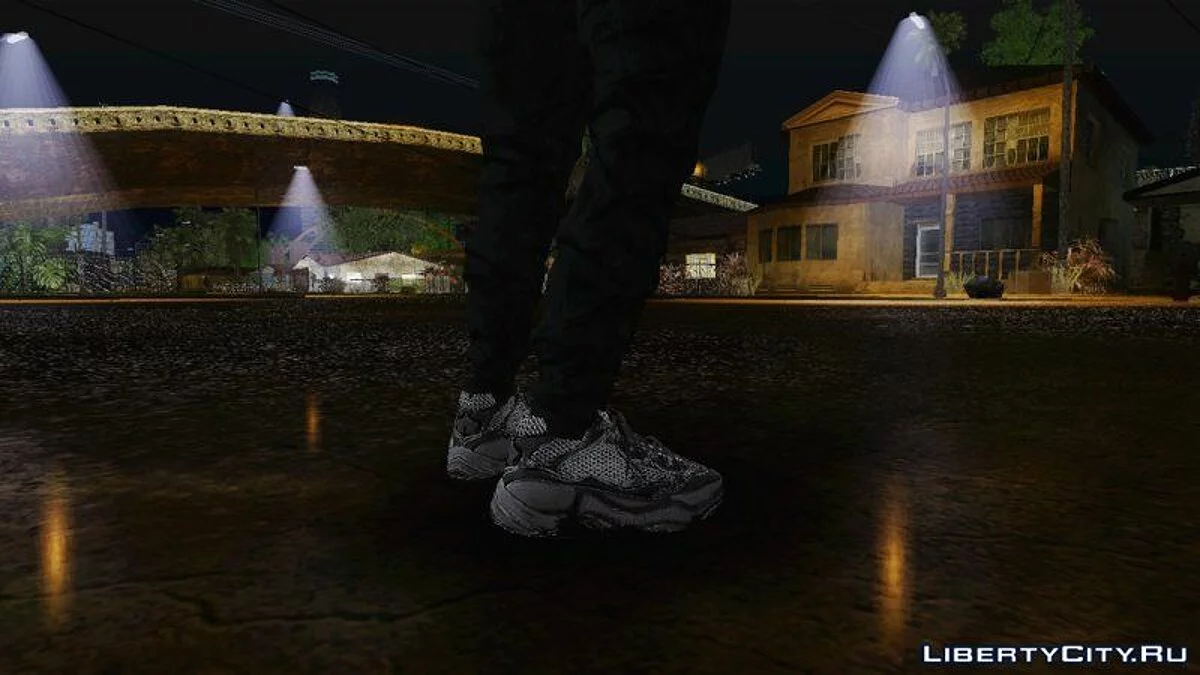 Пак кроссовок Yeezy / GTA San Andreas