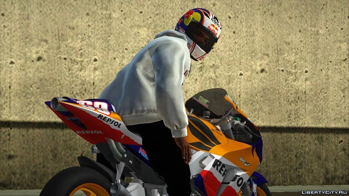 Мотоциклетный шлем Arai RX-7 Corsair Nicky Hayden / GTA San Andreas