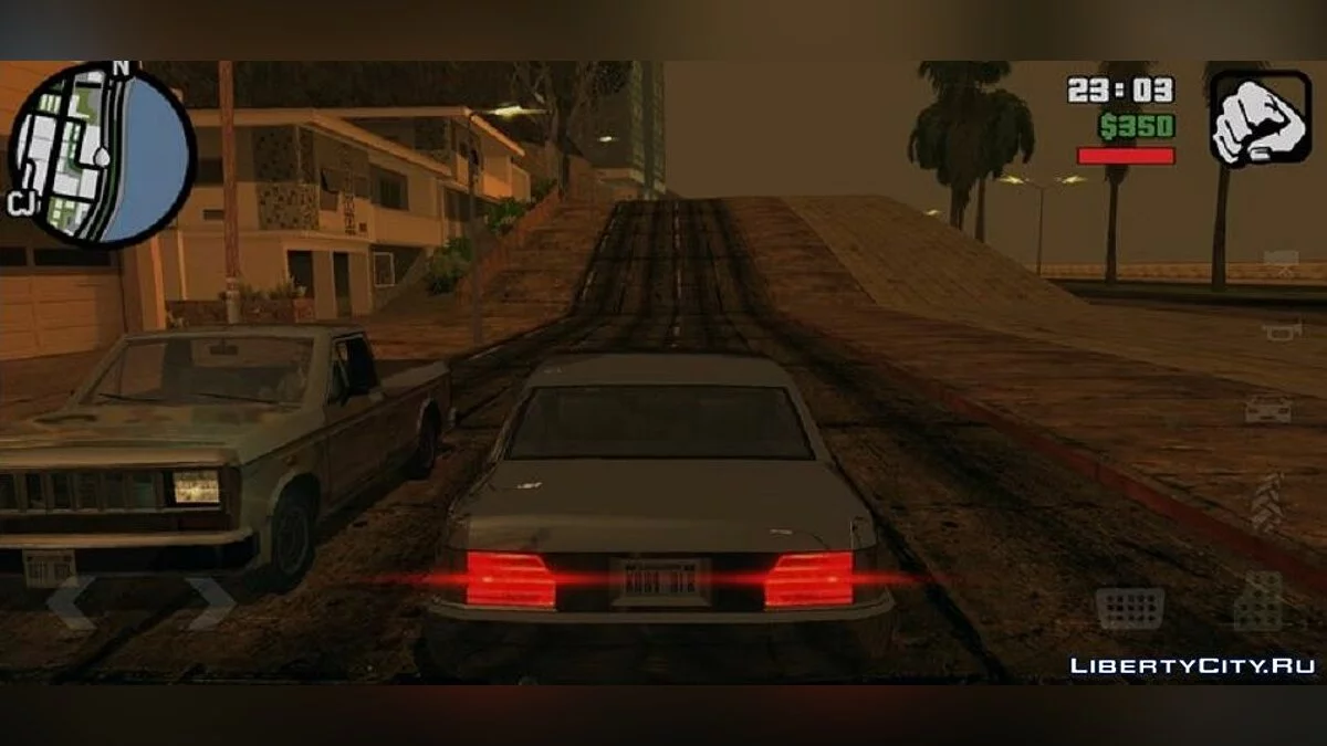 Вид камеры автомобиля в стиле GTA 5 / GTA San Andreas (iOS, Android)