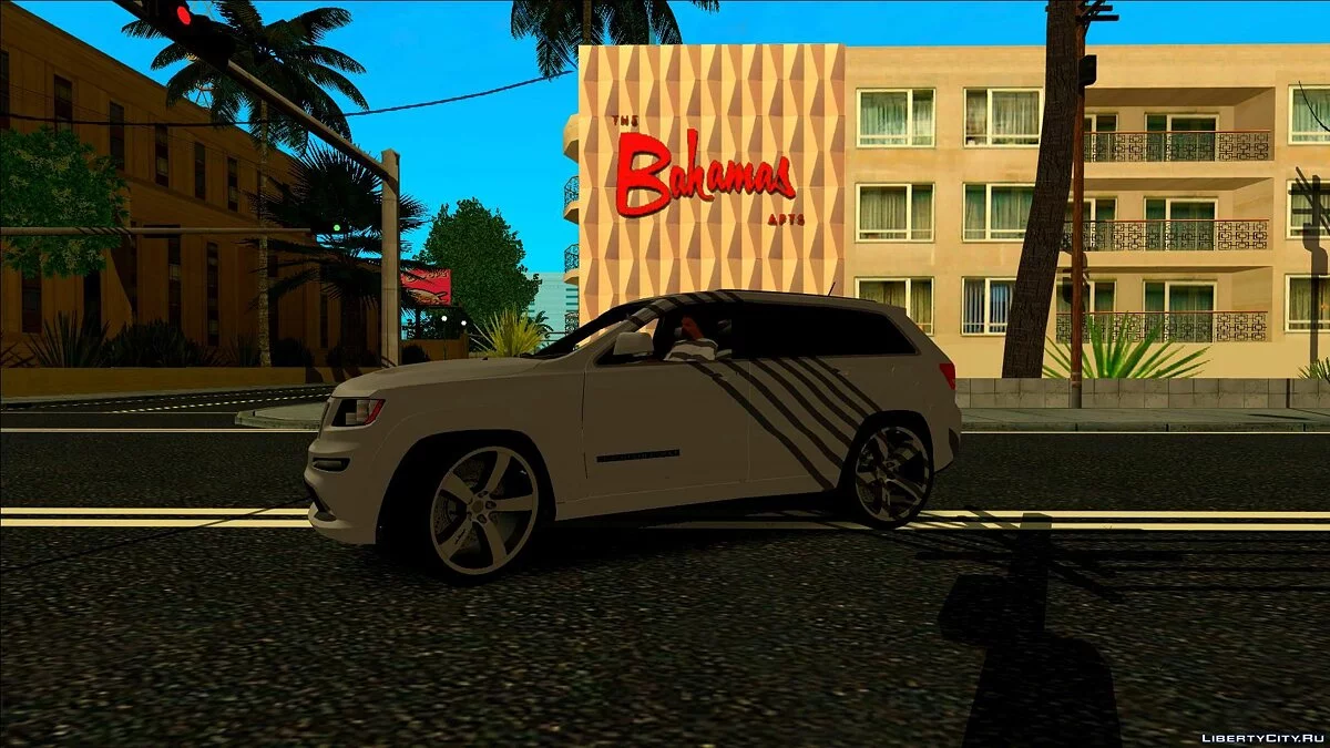 Jeep Grand Cherokee Srt8 2013 / GTA San Andreas
