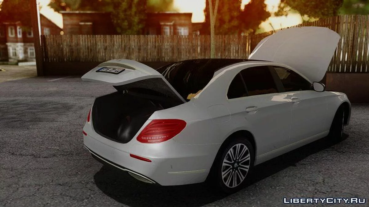 Mercedes Benz E Class 2016 / GTA San Andreas