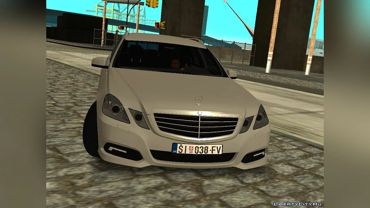 Mercedes Benz W212 E-Klasse / GTA San Andreas