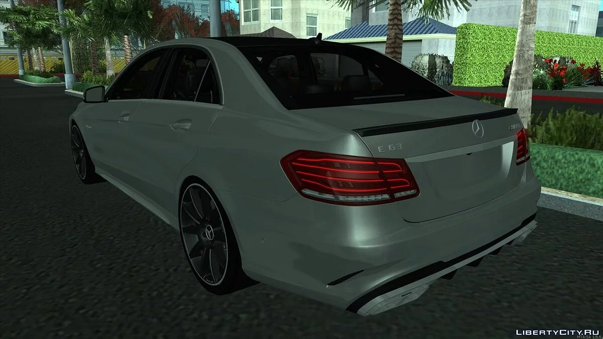 Mercedes-Benz W212 E63S / GTA San Andreas