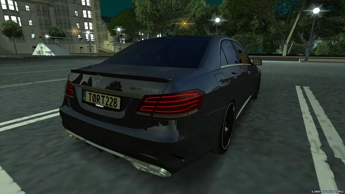 Mercedes-Benz E63 W212 / GTA San Andreas