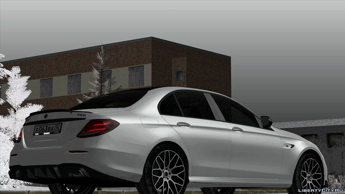 Mercedes-Benz E63s Brabus 700 / GTA San Andreas