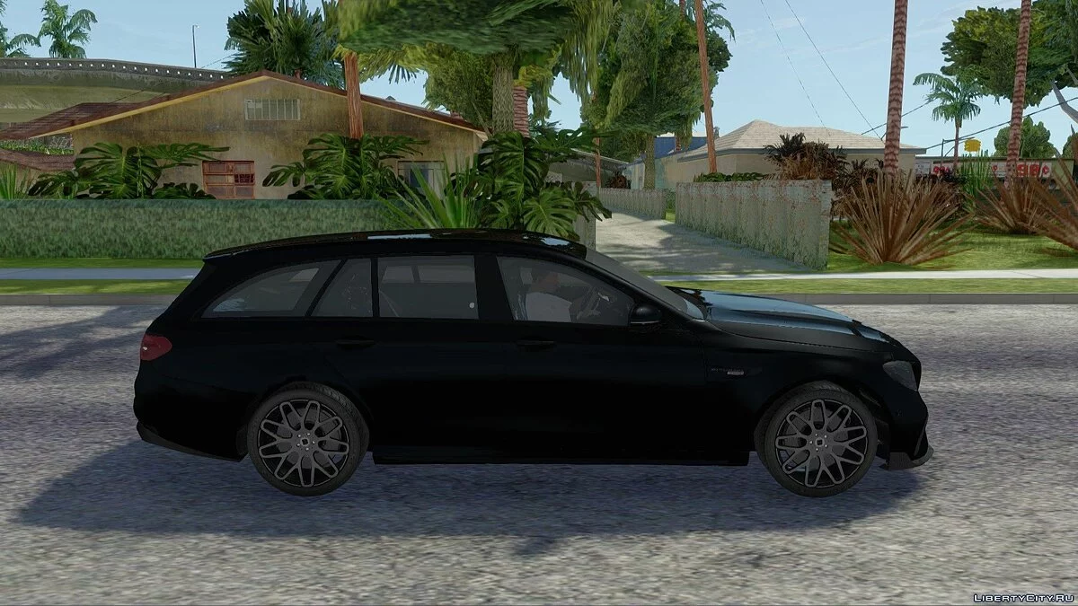 Mercedes-Benz E700 Brabus W213 Estate / GTA San Andreas