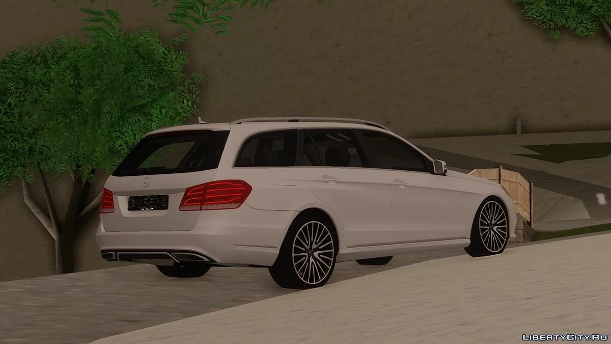 Mercedes-Benz E63 AMG W212 Wagon / GTA San Andreas