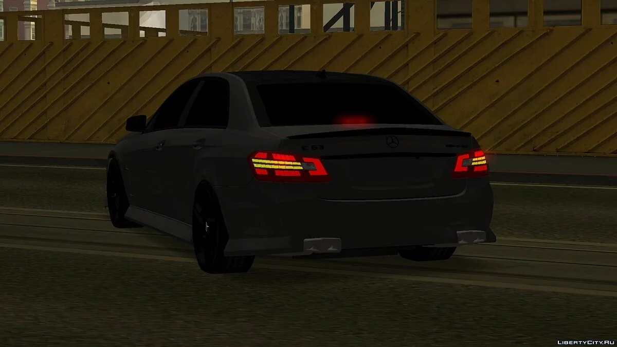 Mercedes-Benz E63 w212 (AMG / BRABUS) / GTA San Andreas