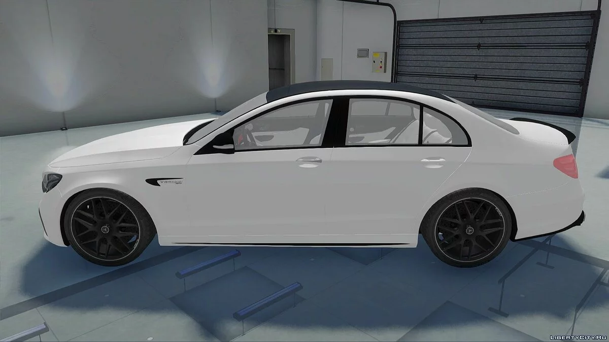 Mercedes-Benz E63 W213 / GTA San Andreas
