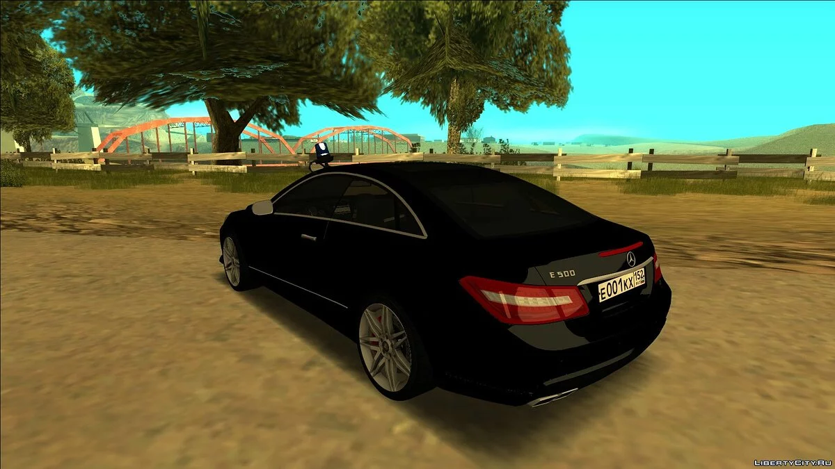 Mercedes-Benz E500 / GTA San Andreas