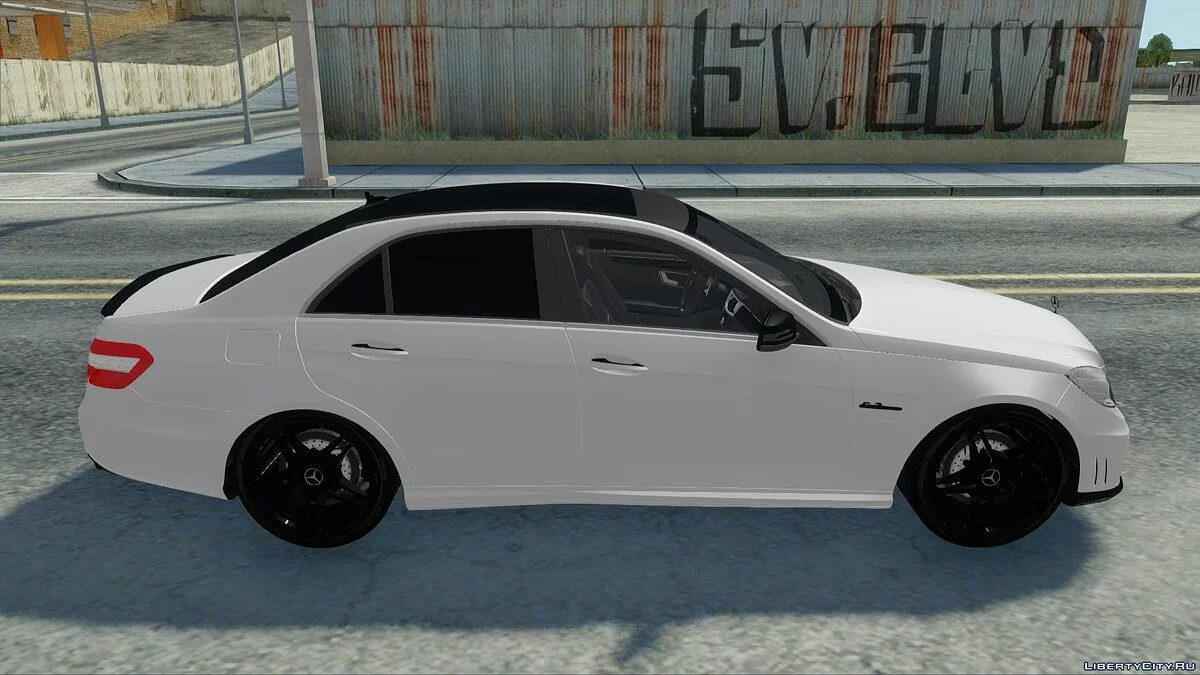 Mercedes-Benz E63 AMG / GTA San Andreas