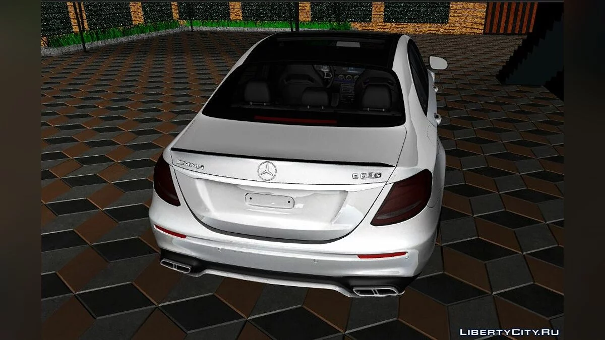 Mercedes-Benz E63s W213 / GTA San Andreas