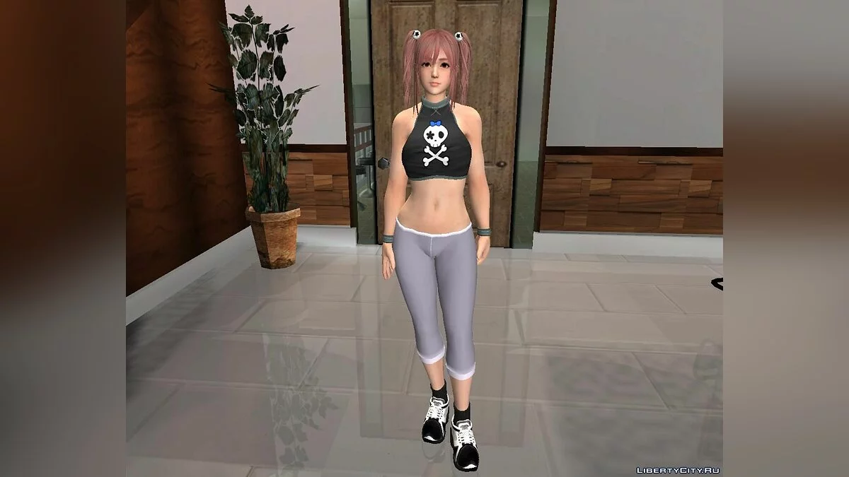 Honoka в спортивных легинсах из игры DOA5LR / GTA San Andreas