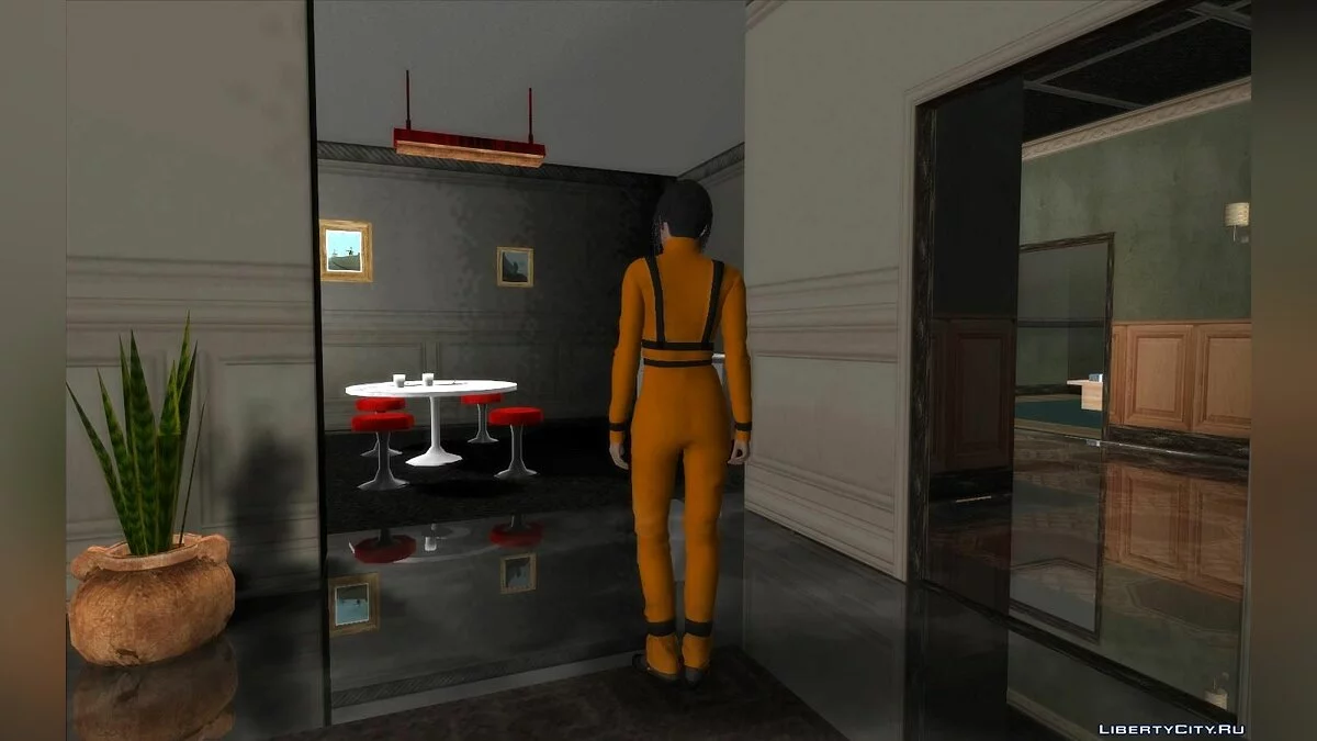 Фэйт в одежде заключенной из игры Mirror's Edge Catalyst / GTA San Andreas