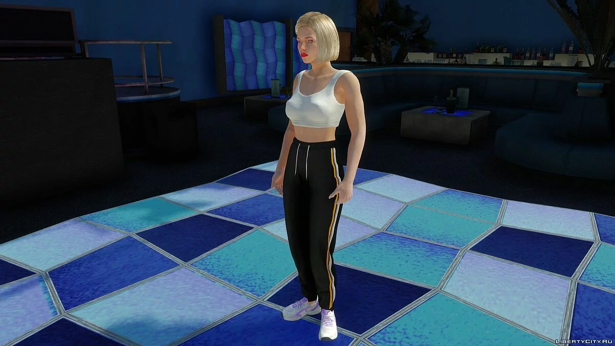 Гиселль Миллер в спортивном костюме / GTA San Andreas