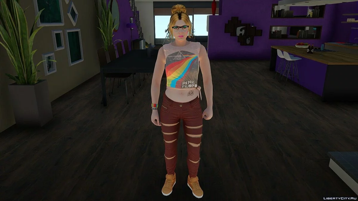 Рандомный скин девушки Outher 3 из GTA Online / GTA San Andreas
