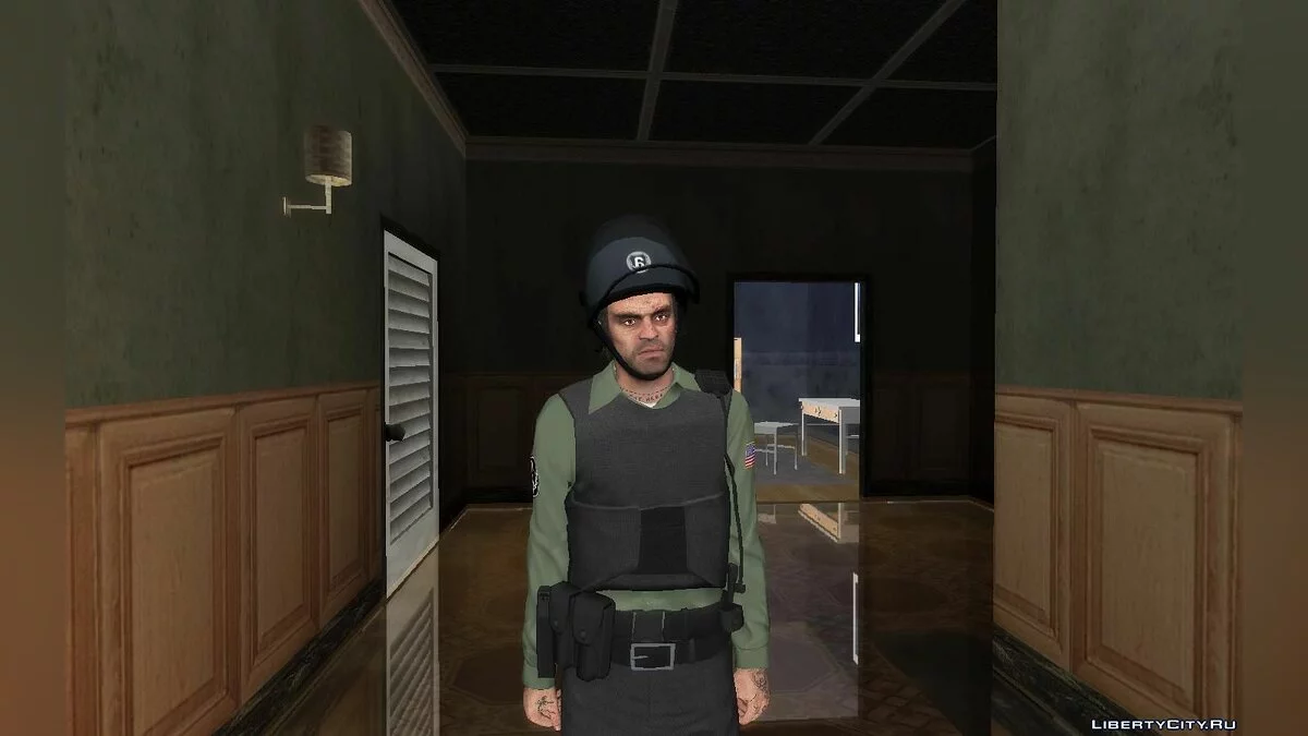 Тревор Филипс в одежде Maze Bank Heist  / GTA San Andreas