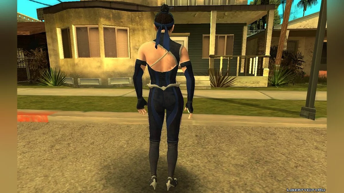 Китана из игры Mortal Kombat / GTA San Andreas