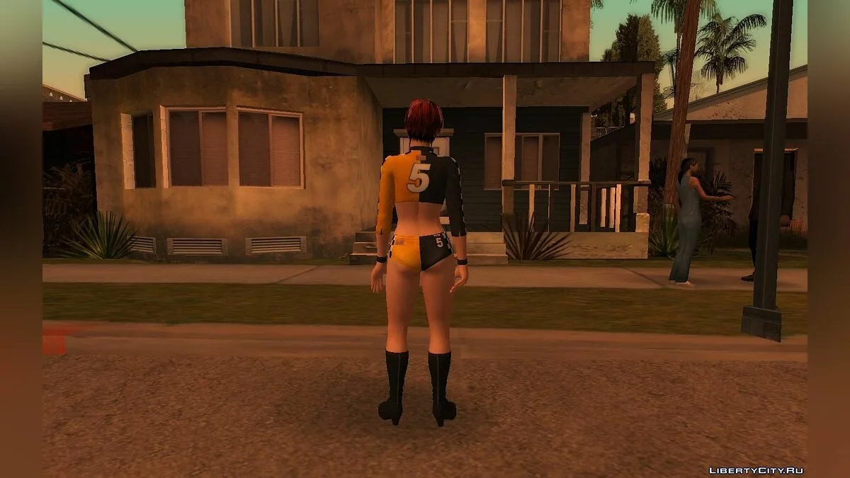Мила в костюме гонщицы  / GTA San Andreas