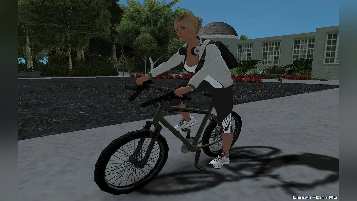 Трейси Де-Санта из GTA 5 в спортивном костюме V2 / GTA San Andreas