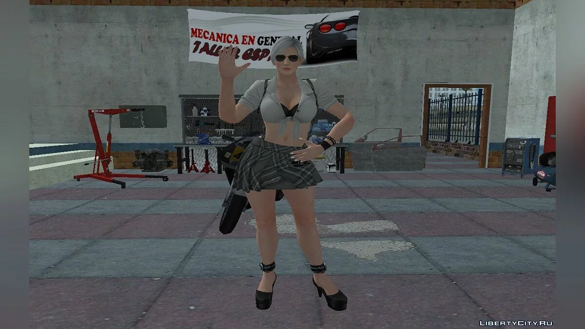 Кристи из DOA школьница / GTA San Andreas